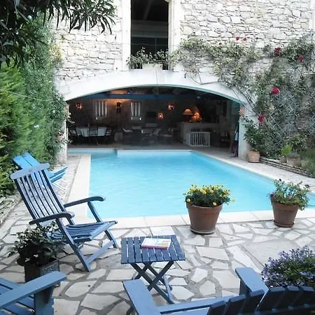 ベッド・アンド・ブレックファスト Le Clos D'isabelle 4*