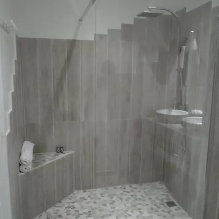 Le Clos D'isabelle ベッド・アンド・ブレックファスト 4*