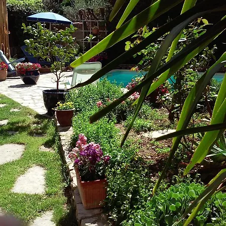 ベッド・アンド・ブレックファスト Le Clos D'isabelle 4*